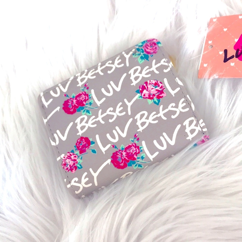 Betsey Johnson Luv Betsey gray wallet with pink roses